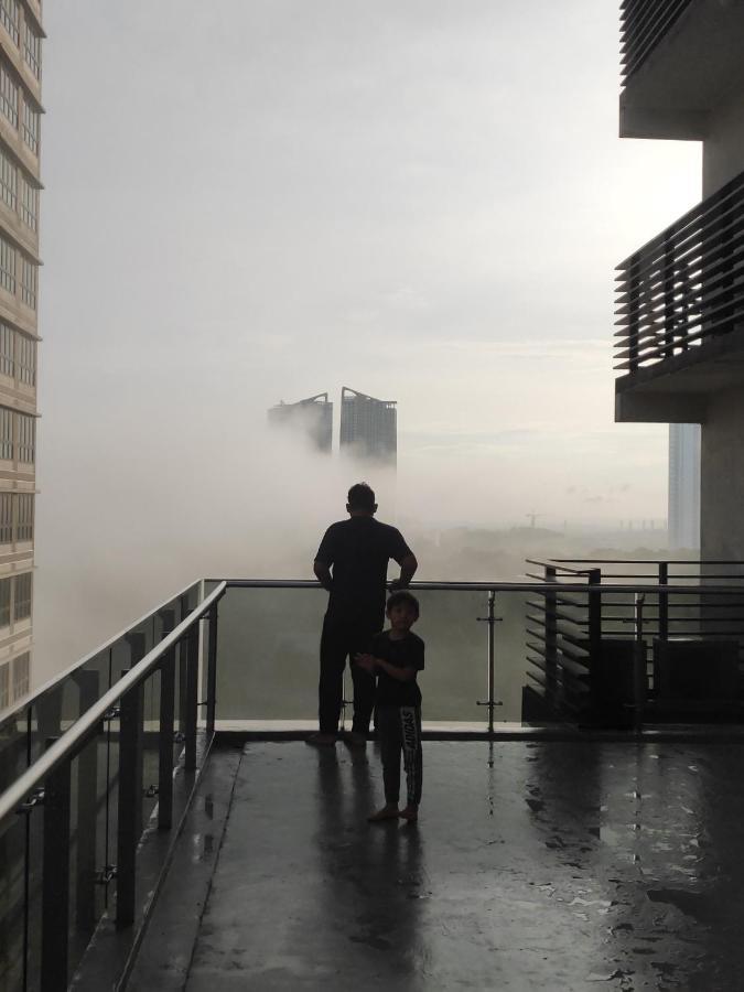D Bunga مسلم Homestay Pool View Legoland Nusajaya Nusajaya  Eksteriør billede