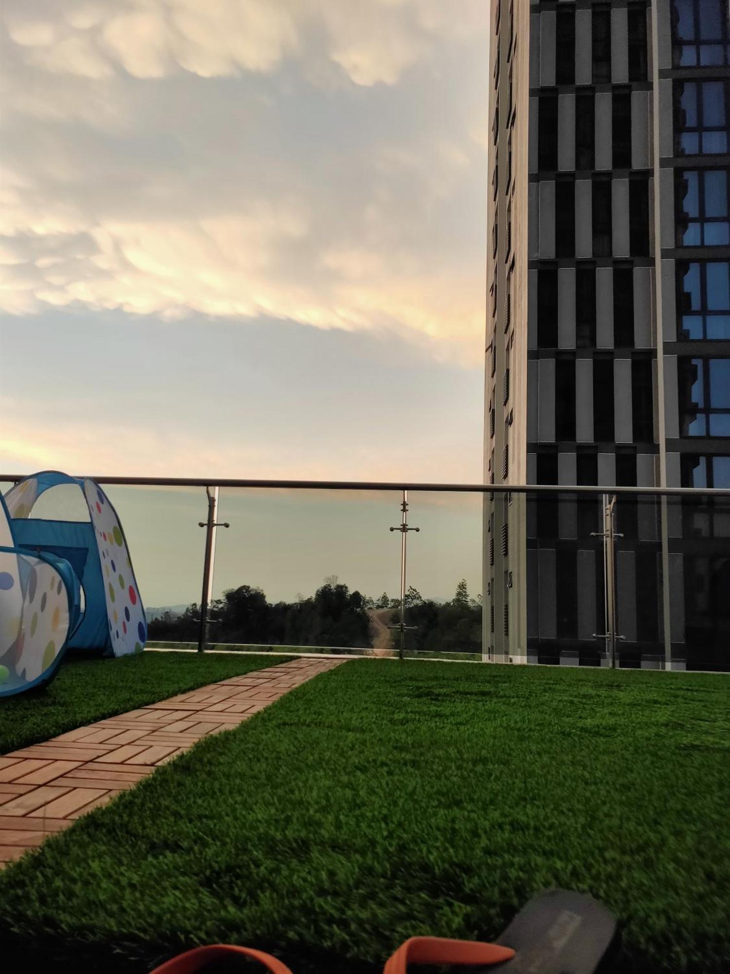 D Bunga مسلم Homestay Pool View Legoland Nusajaya Nusajaya  Eksteriør billede