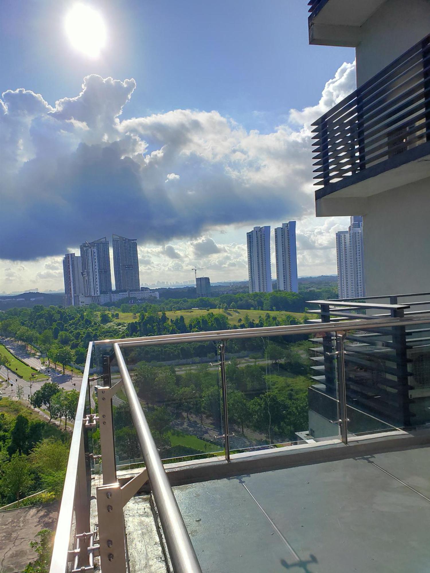 D Bunga مسلم Homestay Pool View Legoland Nusajaya Nusajaya  Eksteriør billede