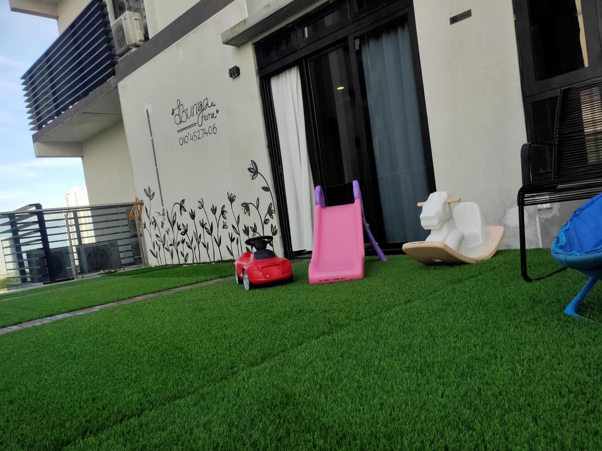 D Bunga مسلم Homestay Pool View Legoland Nusajaya Nusajaya  Eksteriør billede