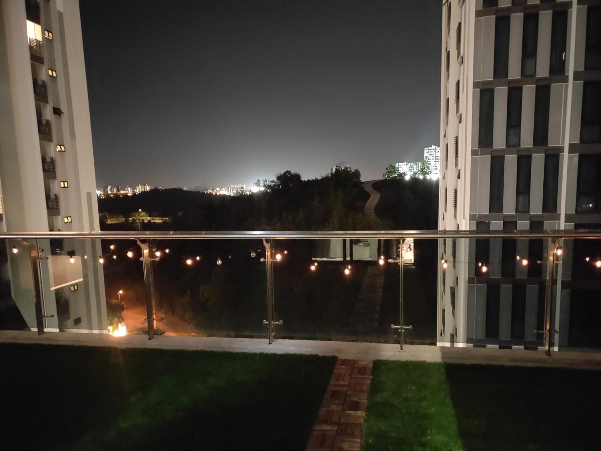 D Bunga مسلم Homestay Pool View Legoland Nusajaya Nusajaya  Eksteriør billede